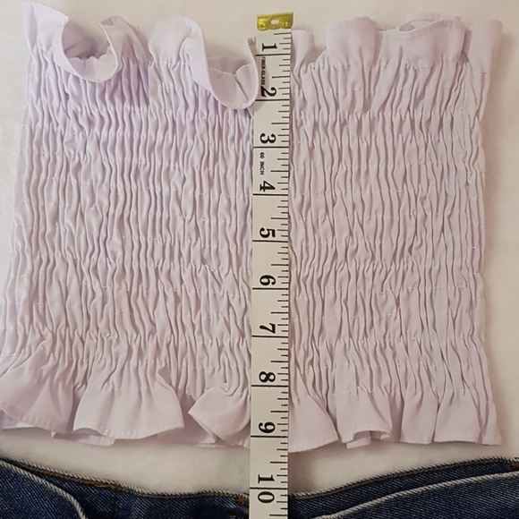 🦋SOLD🦋 OFF WHITE SMOCK CROP TOP - Picture 4 of 6